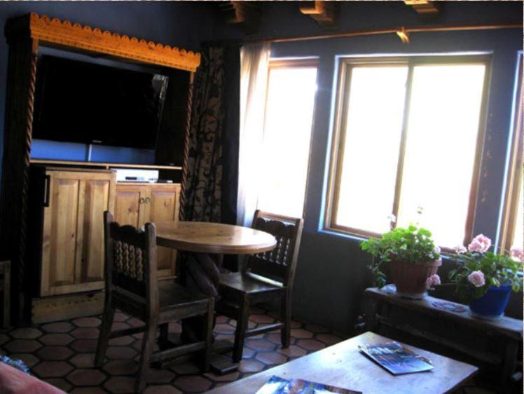 La Dona Luz Inn An Historic B&B Таос Екстериор снимка