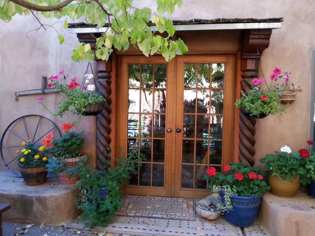 La Dona Luz Inn An Historic B&B Таос Екстериор снимка